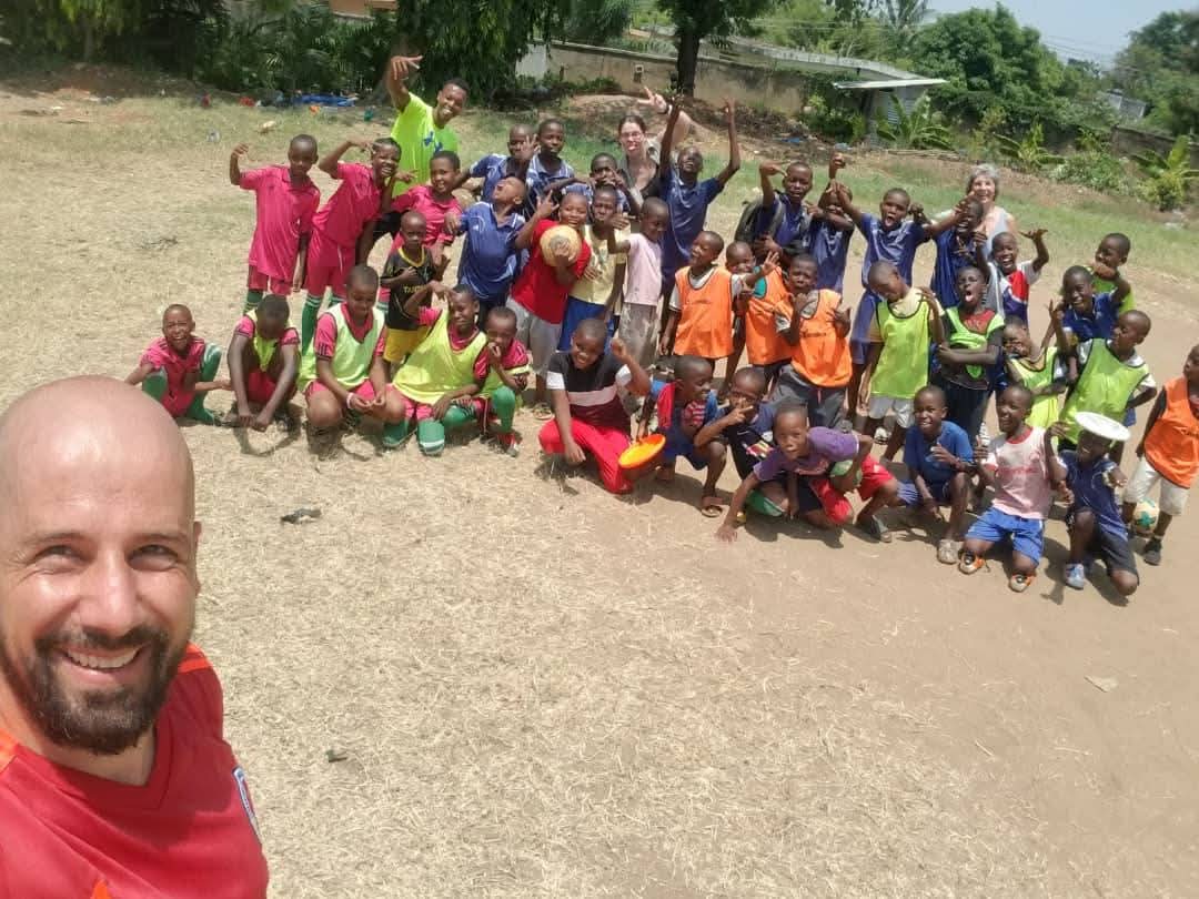 It's always happy when coaches come to volunteer at shiningsports org